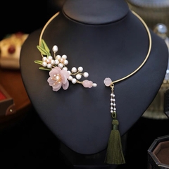 Kiềng Cổ HimHip Hạt Giả Trai Mix Đá Thạch Anh Xuân Hoa Ngọc Nữ Sang Trọng 15cm Phụ Kiện Áo Dài - Xanh Lục