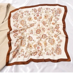 Set Quà HimHip Khăn Lụa Vuông 70x70cm & Cài Khăn Kèm Túi Hộp Thiệp - 369
