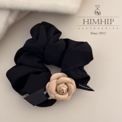 Dây Buộc Tóc HimHip Mix Hạt Giả Trai Hoa Hồng Vải Nhung Thanh Lịch