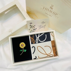 Set Quà Himhip Khăn Lụa Vuông 90x90cm & Cài Áo Kèm Túi Hộp Thiệp  - 169