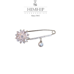 Trâm, Ghim Cài Kim Băng HimHip Hoa Cúc Thanh Lịch HKCC Mix Trai 5.5x2cm