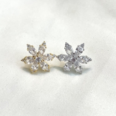 Pin Cài Áo HimHip Hoa Nhỏ 6 Cánh Thanh Lịch HKCC Đính Phale 1.5cm