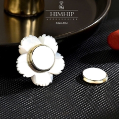 Pin Cài Tự Hít HimHip Hoa Mai Nụ Đỏ Sang Trọng HKCC Mix Khảm Trai 2.5cm