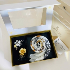 Set Quà HimHip Khăn Lụa Cao Cấp 85x85cm & Cài Áo Kèm Túi Hộp Thiệp - 1446