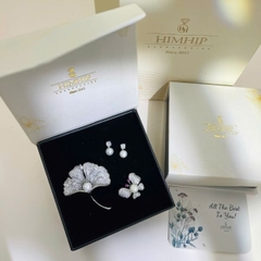 Set Quà HimHip Khuyên Tai & Cài Áo Kèm Túi Hộp Thiệp - 307