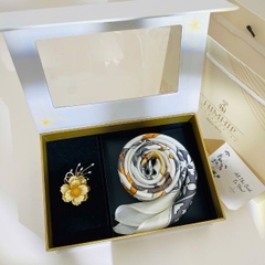 Set Quà HimHip Khăn Lụa Cao Cấp 85x85cm & Cài Áo Kèm Túi Hộp Thiệp - 1464
