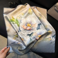 Set Quà HimHip 20/10 Khăn Lụa Cao Cấp 53*53cm & Cài Khăn Kèm Túi Hộp Thiệp - 896