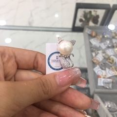 Pin Cài Áo HimHip Mèo Thắt Nơ Đáng Yêu HKCC Mix Trai 2,5cm