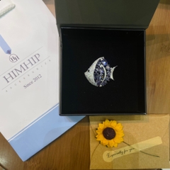Trâm, Ghim Cài Áo HimHip Cá Đĩa Sang Trọng HKCC Đính Phale 4*4cm