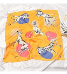 Set Quà Himhip Khăn Lụa Vuông 70x70cm & Cài Khăn Kèm Túi Hộp Thiệp - 11