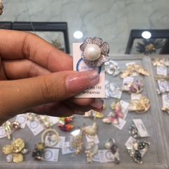 Pin Cài Áo HimHip Hoa Nhụy Trai To Sang Trọng HKCC Đính Phale 2cm