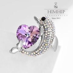 Trâm, Ghim Cài Áo HimHip Cá Heo Ôm Trái Tim Đáng và Yêu HKCC Đính Phale 4,5*4cm