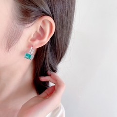 Khuyên Tai Ngắn HimHip Mặt Đá Vuông Sang Trọng HKCC Đính Phale 1x2cm