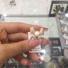Pin Cài Áo HimHip Bướm Cánh Sang Trọng HKCC Mix Trai 2*2,5cm