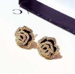 Khuyên Tai Nụ HimHip Nụ Hoa Hồng Sang Trọng HKCC Đính Phale 1.2x1.2cm