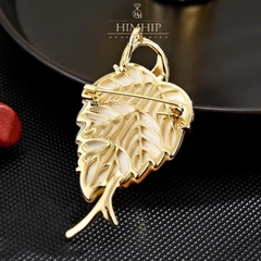 Trâm, Ghim Cài Áo HimHip Lá Vàng Thanh Lịch HKCC Đính Bọ Phale 3*5Cm