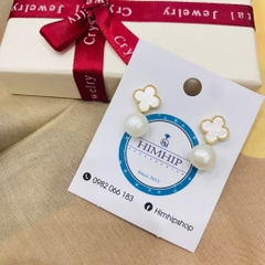 Khuyên Tai Hợp Kim Cao Cấp Hoa 4 Cánh Trắng Mix Ngọc Trai Thật Quý Phái 2cm