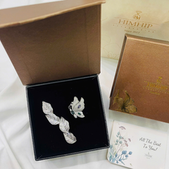 Set Quà 8/3 HimHip Kẹp Bấm & Cài Áo Kèm Túi Hộp Thiệp - 113