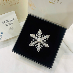 Set Quà 8/3 HimHip Cài Áo Kèm Túi Hộp Thiệp - 1109