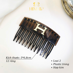 Xước Tóc HimHip Composite Mix Charm Chữ H Thanh Lịch