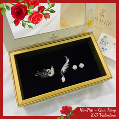 Set Quà 8/3 HimHip Khuyên Tai, Cài Áo & Kẹp Mái Kèm Túi Hộp Thiệp - 1169