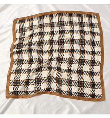 Set Quà Tặng Khăn Lụa Vuông Khổ 70 Kèm Cài Áo - 208 (Combo đã bao gồm túi hộp thiệp)