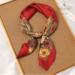 Set Quà Noel Khăn Lụa Vuông 70*70cm & Cài Áo Kèm Túi Hộp Thiệp - 286