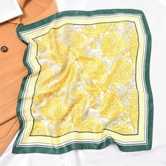 Set Quà HimHip 20/11 Khăn Lụa Vuông 70*70cm & Cài Áo Kèm Túi Hộp Thiệp - 1125