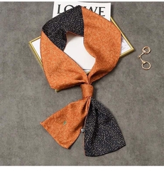 Set Quà HimHip 20/11 Khăn Lụa Dài & Cài Áo Kèm Túi Hộp Thiệp - 1122