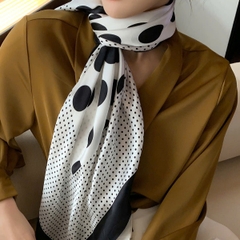 Set Quà HimHip Khăn Lụa Cao Cấp 85*85cm & Cài Khăn Kèm Túi Hộp Thiệp - 1049