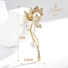 Trâm, Ghim Cài Áo HimHip Cành Hoa Sen Vàng Sang Trọng HKCC Đính Phale 2,5*7cm HPBD
