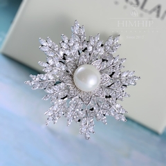 [Noel] Trâm, Ghim Cài Áo HimHip Hoa Tuyết Sang Trọng HKCC Mix Trai 5,5*5,5cm