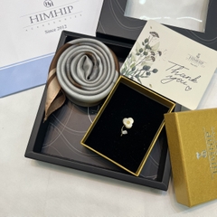 Set Quà Tặng Khăn Lụa Vuông Khổ 70 Kèm Cài Áo - 233 (Combo đã bao gồm túi hộp thiệp)