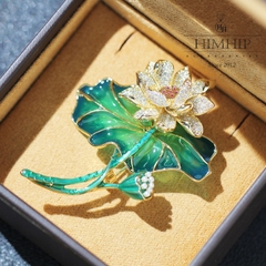 Trâm, Ghim Cài Áo HimHip Hoa Sen Xanh Sang Trọng HKCC Đính Phale 6*5cm HPBD