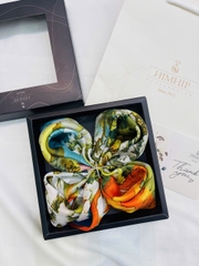 Set Quà HimHip Khăn Lụa Vuông 70x70cm & Cài Khăn Kèm Túi Hộp Thiệp - 372