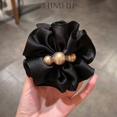 Kẹp Càng Cua HimHip Composite Vải Nơ Dập Nổi Gắn Hạt Giả Trai 9.5x7.5cm