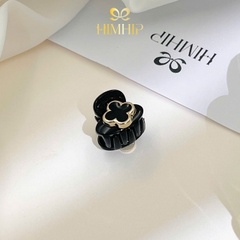 Kẹp Đỉnh HimHip Composite Dáng Oval Đính Hoa 4 Cánh 1.9x1.7cm