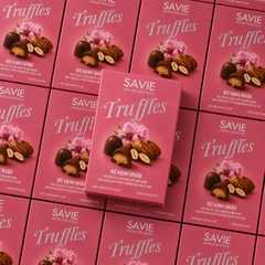 HỘP SÔ CÔ LA SỮA TRUFFLE NHÂN BƠ HẠNH NHÂN 68G