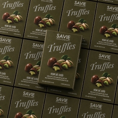 HỘP SÔ CÔ LA SỮA TRUFFLE NHÂN KEM HẠT DẺ CƯỜI 68G