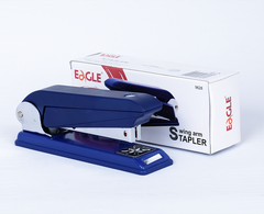 Bấm kim Eagle 9628