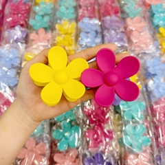 Kẹp Tóc Hoa 5C Nhám