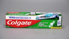 Kem đánh răng Colgate Tặng