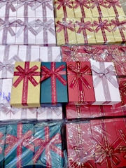 Hộp quà giấy các loại