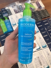 Sữa rửa mặt Bioderma foaming gel