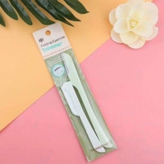 Dao Cạo Chân Mày The Face Shop Folding Eyebrow Trimmer