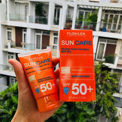 Kem chống nắng Floslek Suncare kiểm soát nhờn 50ml