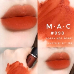 Son kem MAC Powder Kiss Liquid