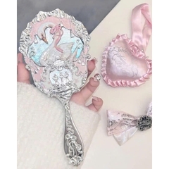 Gương Flower Knows Thiên Nga