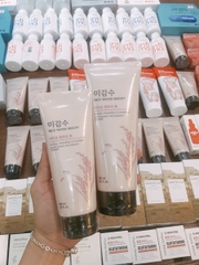 Sữa rửa mặt gạo Rice The Face Shop