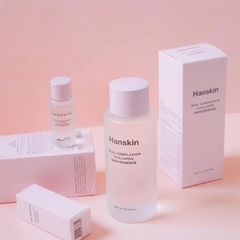 Toner dưỡng ẩm chống lão hoá Han skin Hyaluron 300ml